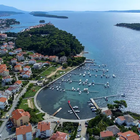 5061a Apartmán New Translation